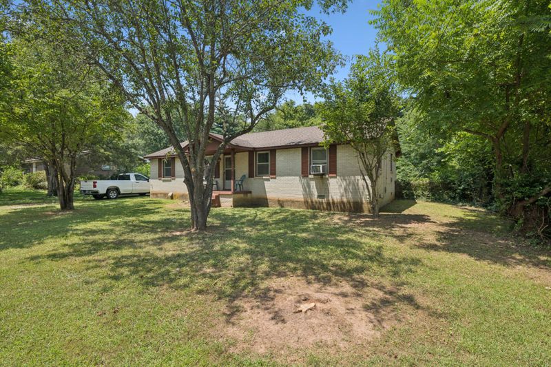 6621 Longview Dr, Murfreesboro, TN 37129