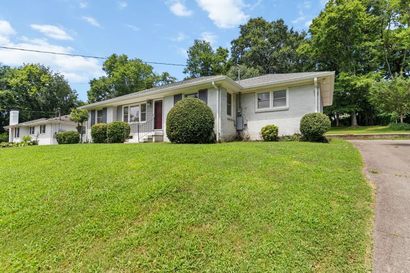 153 Spring Valley Rd, Nashville, TN 37214