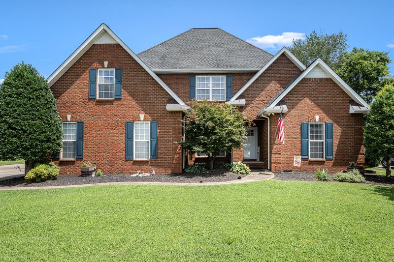 2216 Westwood Dr, Murfreesboro, TN 37130