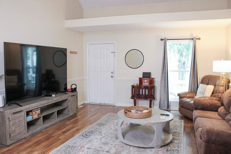 2306 Centertree Dr, Murfreesboro, TN 37128