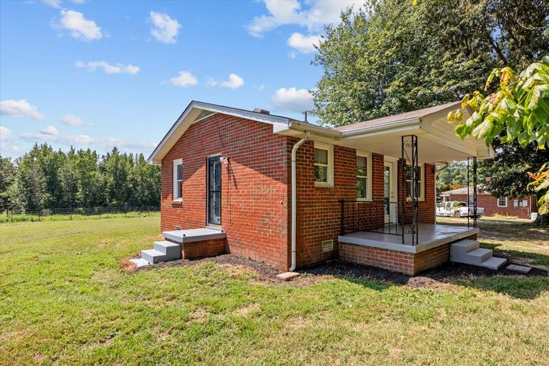 1063 Cedar Creek Rd, Vanleer, TN 37181
