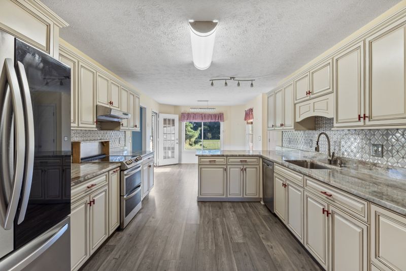 2220 Alydar Rn, Murfreesboro, TN 37127