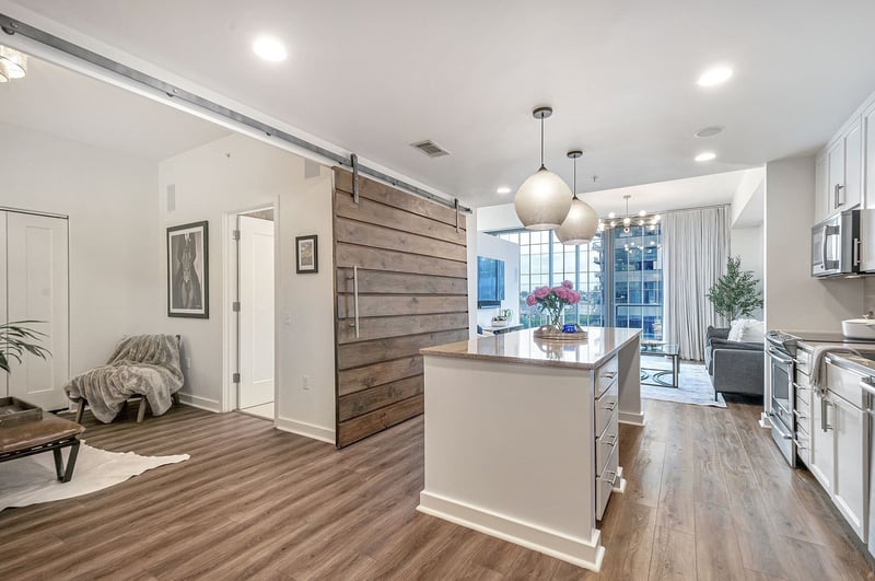 1212 Laurel St #914, Nashville, TN 37203