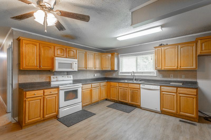 12502 Alabama Hw, Ringgold, GA 30736