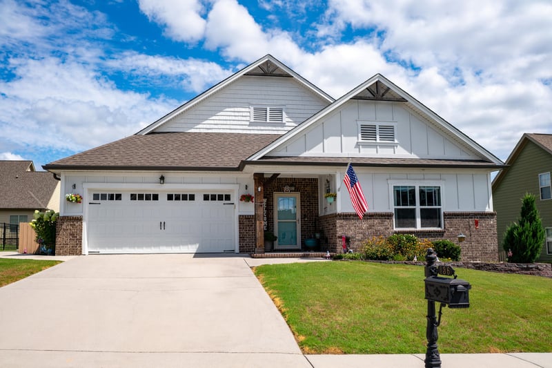 136 Spinnaker Dr, Fort Oglethorpe, GA 30742