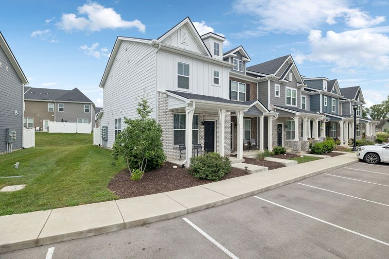 348 Victoria Dr, Lebanon, TN 37090