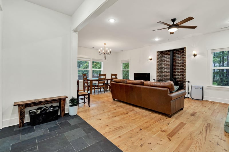 174 Lookout Dr, Rising Fawn, GA 30738