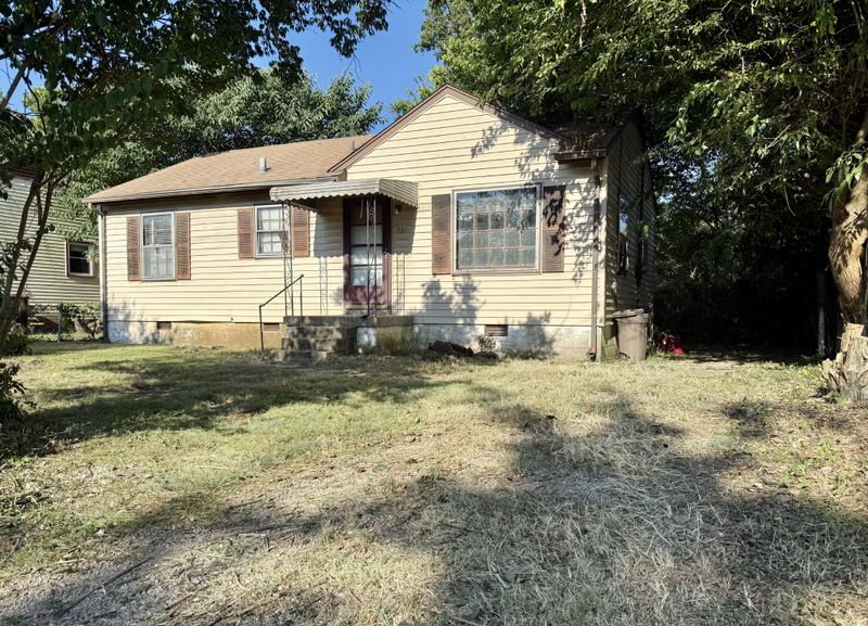 731 Croley Dr, Nashville, TN 37209