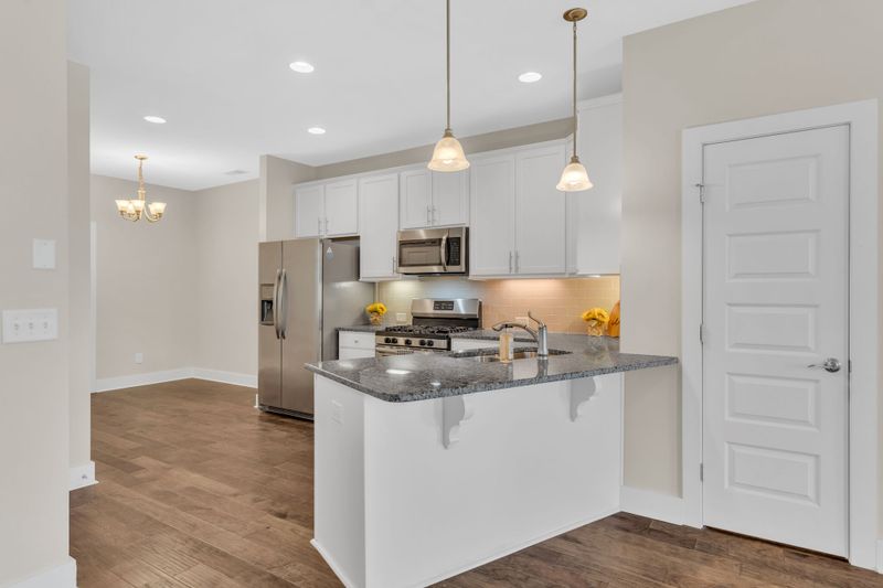 1611 Drakes Creek Rd, Hendersonville, TN 37075