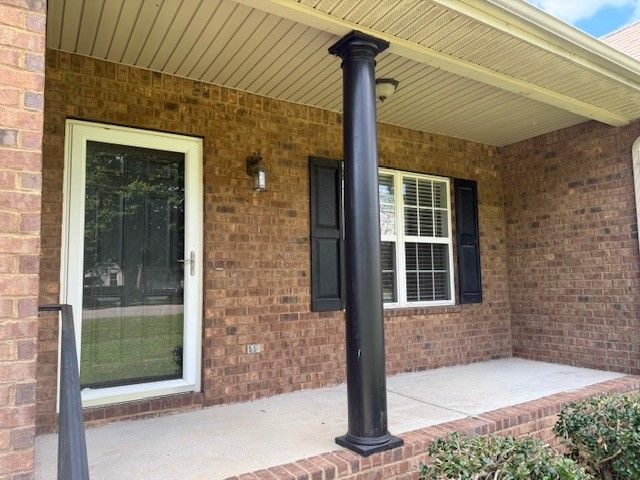 9941 Roanoke Dr, Murfreesboro, TN 37129