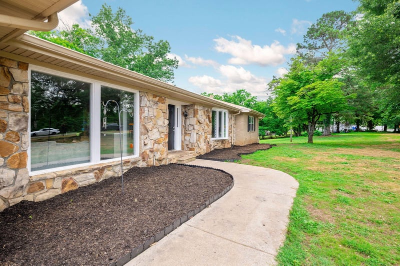 3414 Chattanooga Rd, Tunnel Hill, GA 30755