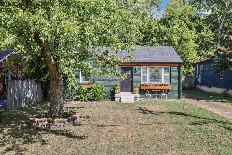 3912B Burrus St, Nashville, TN 37216