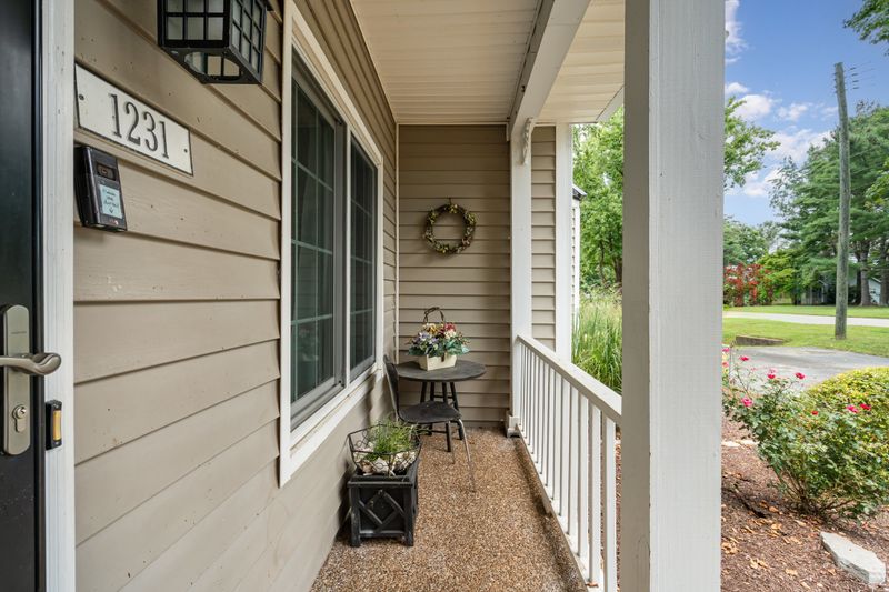 1231 Carriage Park Dr, Franklin, TN 37064
