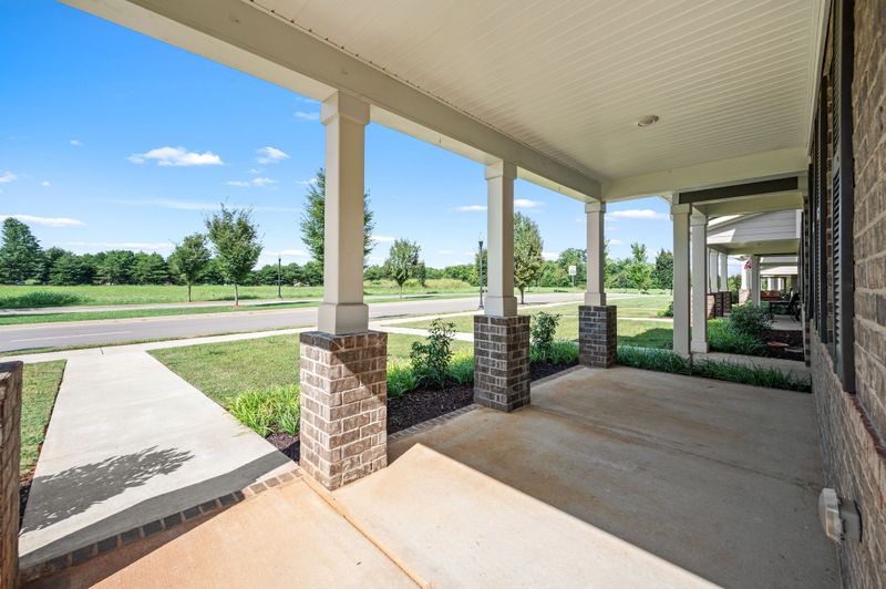 551 Swanholme Dr, Murfreesboro, TN 37128