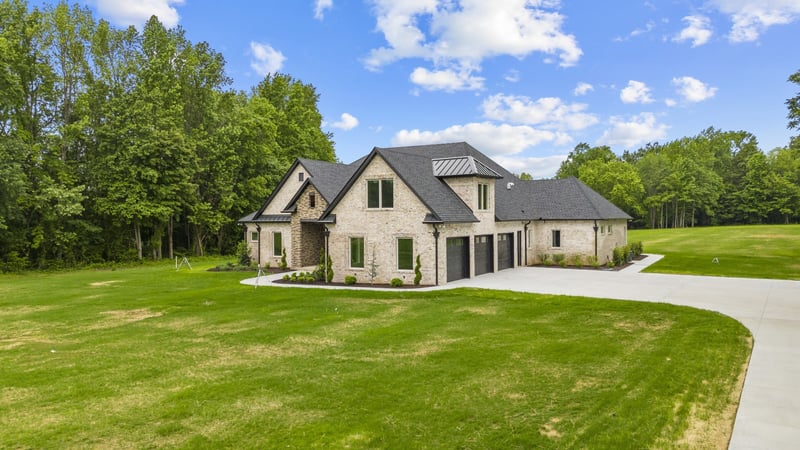 724 Bradshaw Rd, Lebanon, TN 37087
