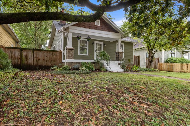 1121 Pennock Ave, Nashville, TN 37207