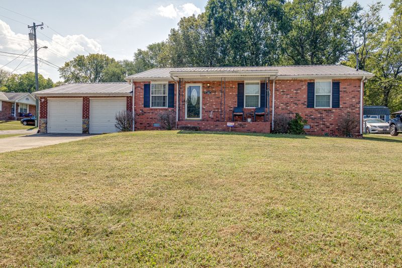 1305 Love Joy Ct, Nashville, TN 37216