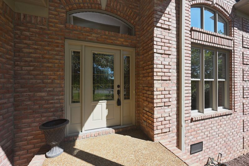 1002 The Hollows Ct W, Hendersonville, TN 37075