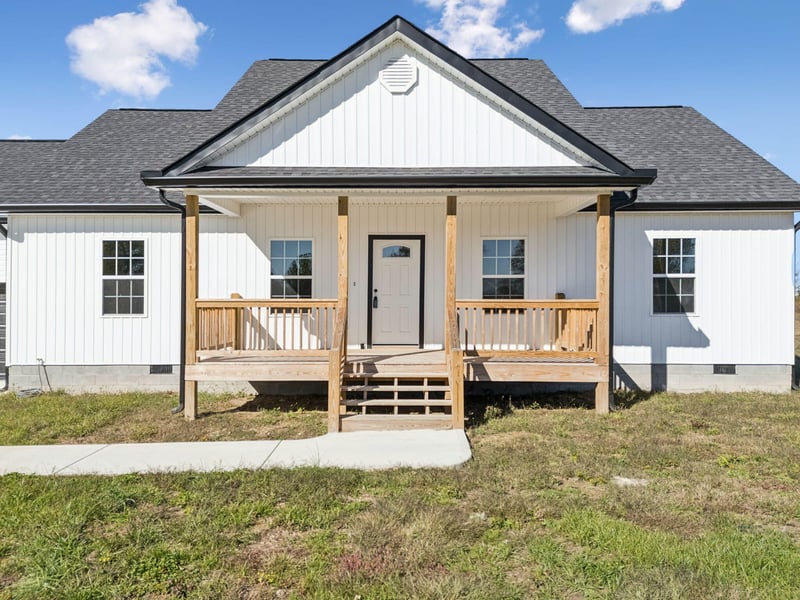 900 Michaels Rd, Trenton, GA 30752