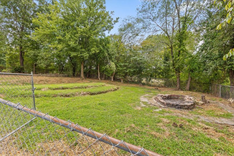 23 Homewood Dr, Ringgold, GA 30736