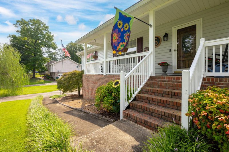 407 Castleview Dr, Ringgold, GA 30736