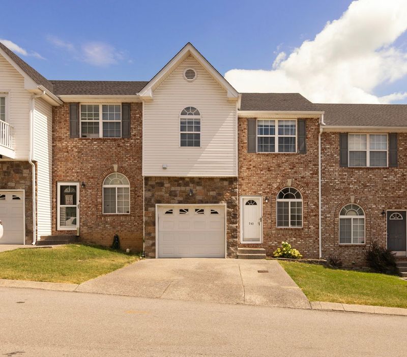 743 Spence Enclave Ln, Nashville, TN 37210