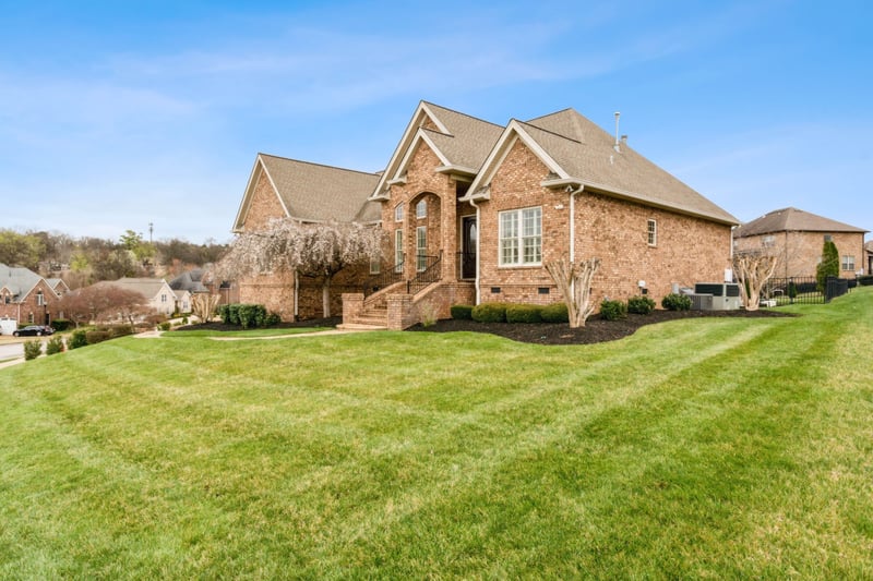 1549 Stokley Ln, Old Hickory, TN 37138