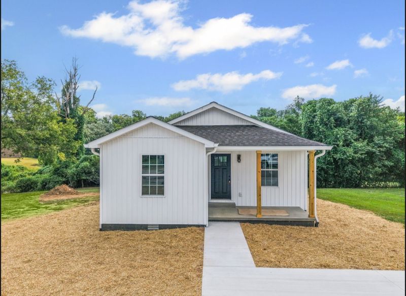 228 Hillcrest Dr N, Carthage, TN 37030