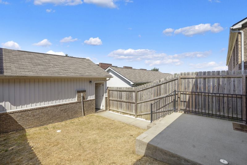 1053 Henley Pvt Ln, Gallatin, TN 37066