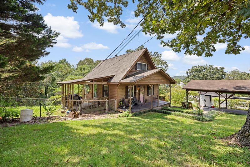 5 Overlook Trl, Rossville, GA 30741