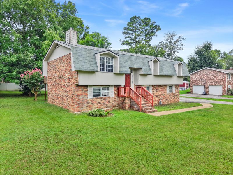 204 Mitchell Ln, Rossville, GA 30741