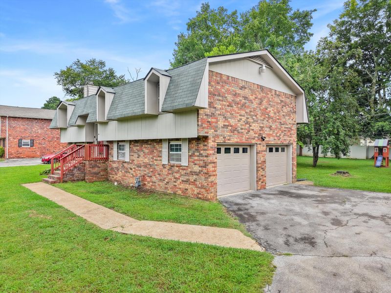 204 Mitchell Ln, Rossville, GA 30741