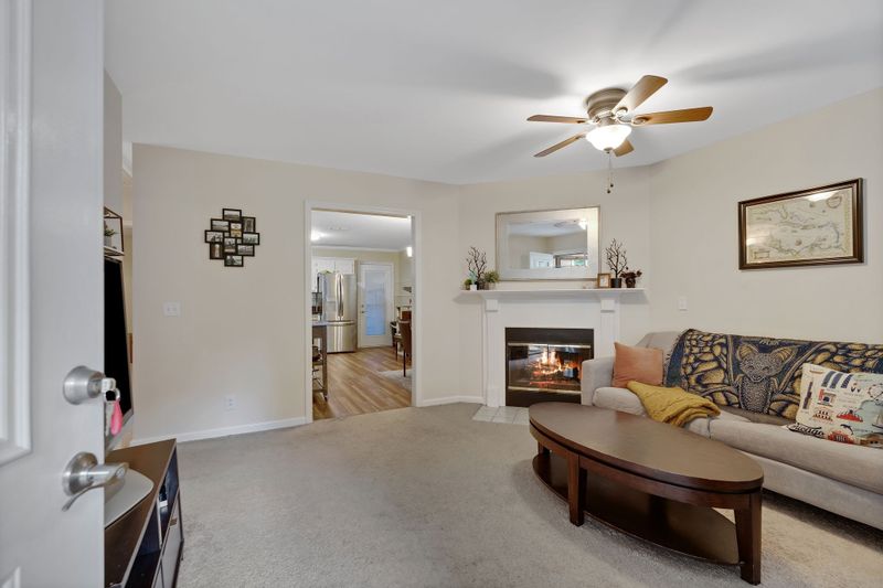1438 Anita Ct, Murfreesboro, TN 37130