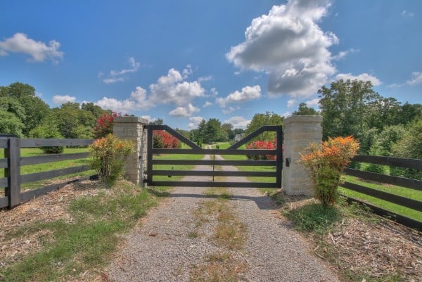 1901 Sugar Ridge Rd, Spring Hill, TN 37174