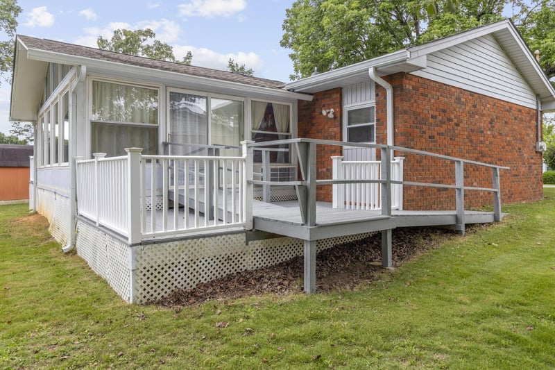 52 S Glade Rd, Fort Oglethorpe, GA 30742