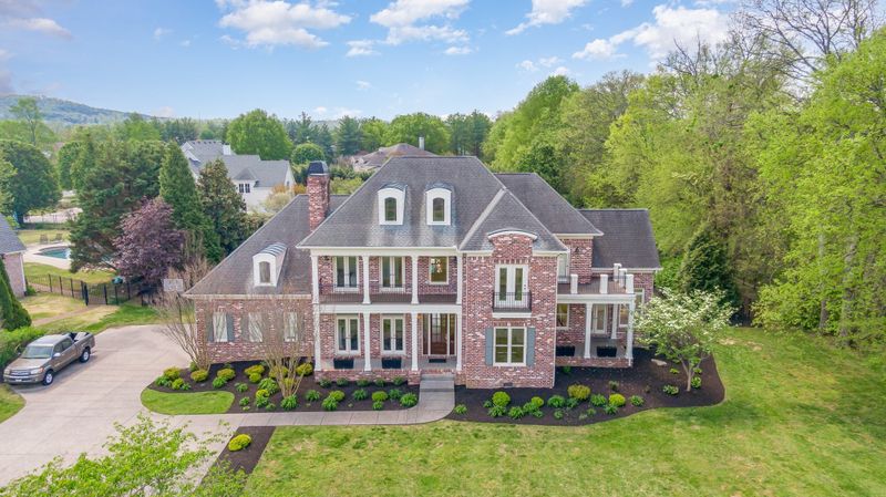 105 Alpine Ct, Franklin, TN 37069