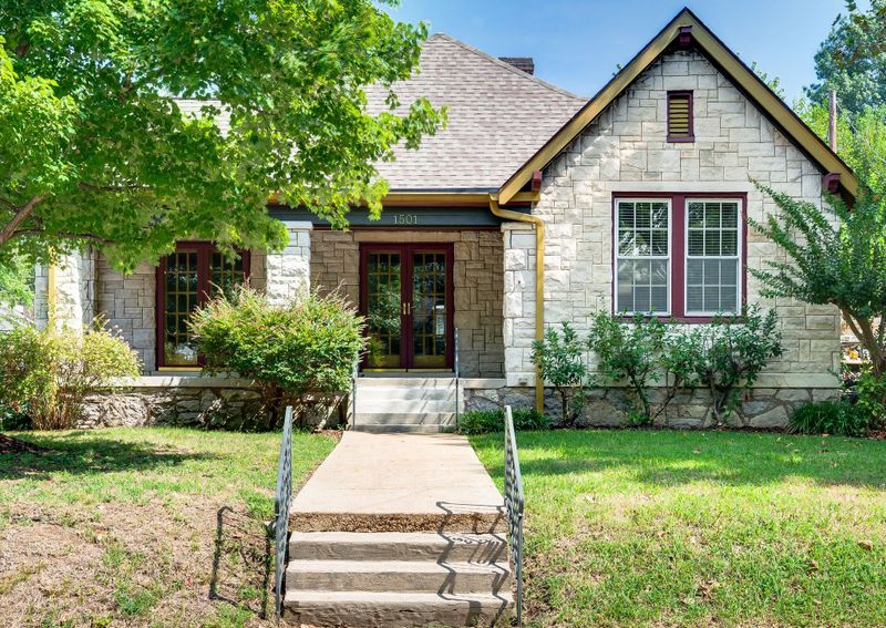 1501 Stratton Ave, Nashville, TN 37206