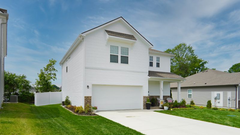 349 Dearborn Station Dr, Murfreesboro, TN 37128