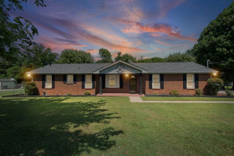 222 Jackson Trl, Mount Juliet, TN 37122