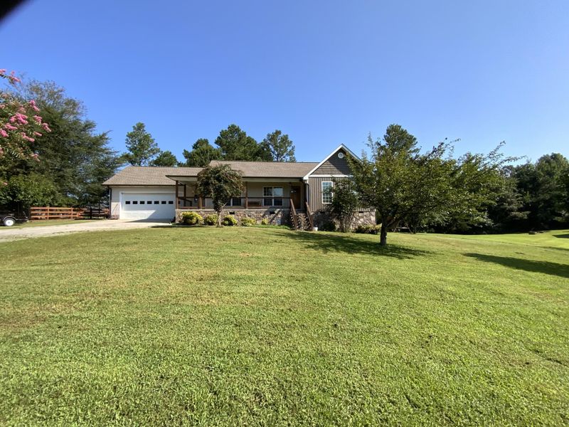 35 Hickory Ln, Chatsworth, GA 30705