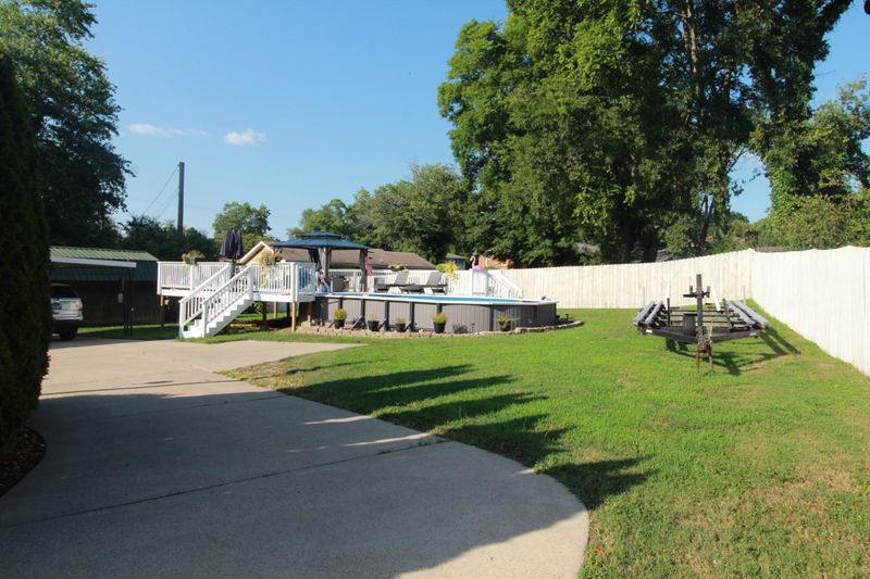 117 Coarsey Blvd, Hendersonville, TN 37075