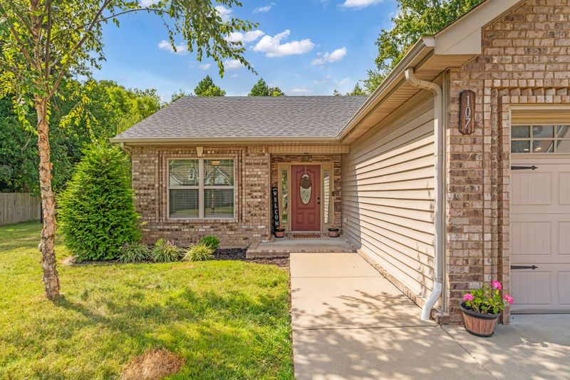 107 Carrie Mae Cir, Portland, TN 37148