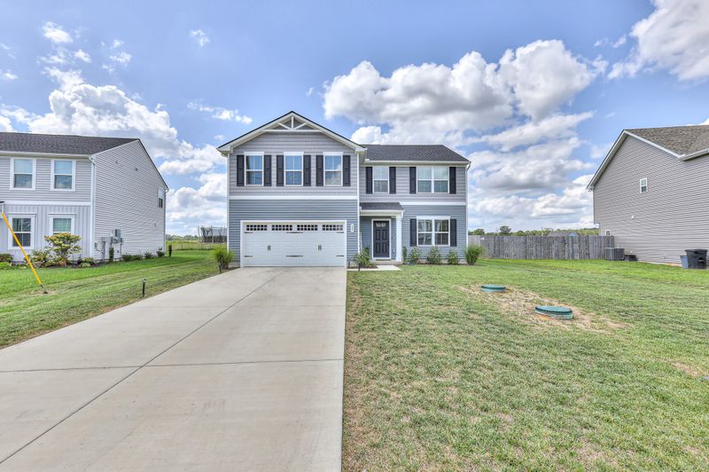 925 Kalu Dr, Murfreesboro, TN 37130