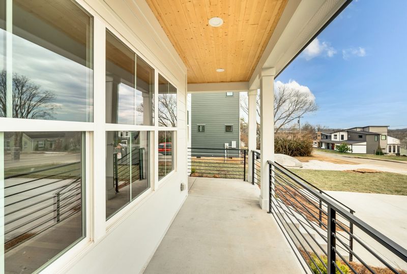 1805A River Dr, Nashville, TN 37218