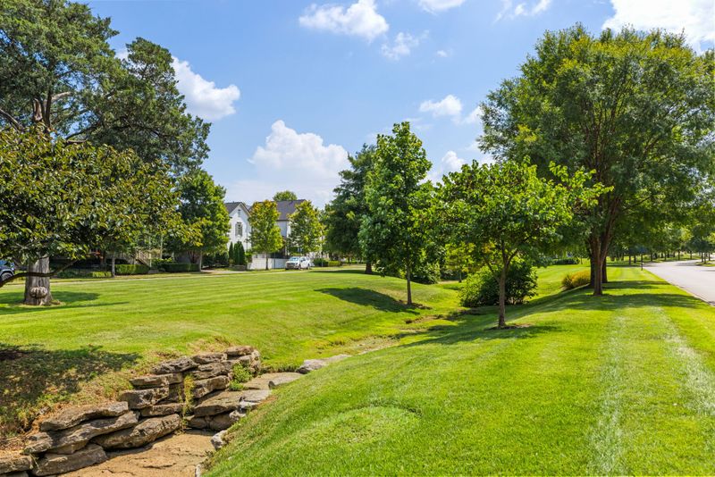 1367 Eliot Rd, Franklin, TN 37064