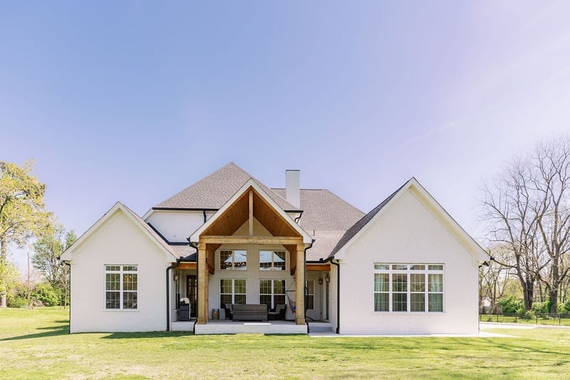 3038 Lakeshore Dr, Old Hickory, TN 37138