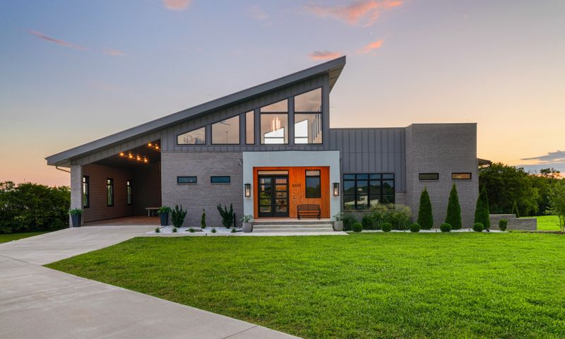 8800 Rhodes Ln, Lascassas, TN 37085