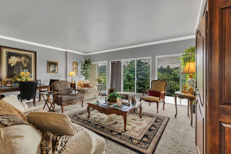 6666 Brookmont Ter #607, Nashville, TN 37205