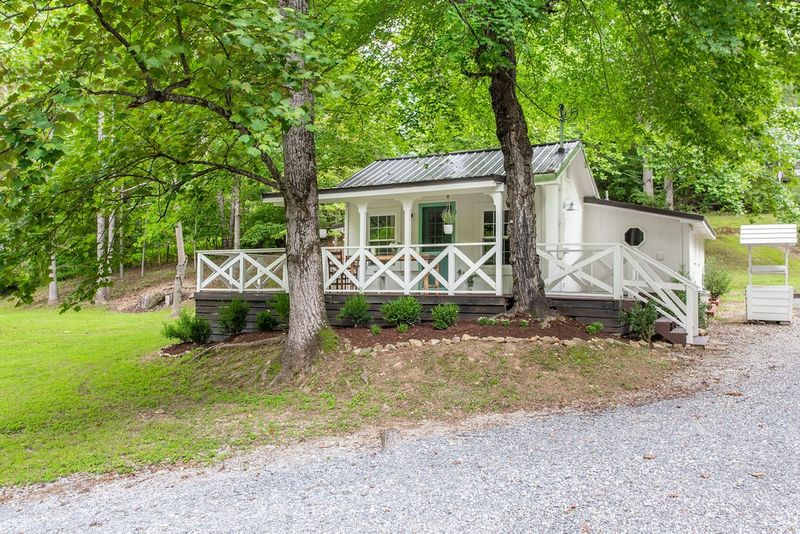 5548 Old 96, Franklin, TN 37064