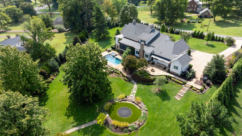 5008 Brentview Ct, Nashville, TN 37220